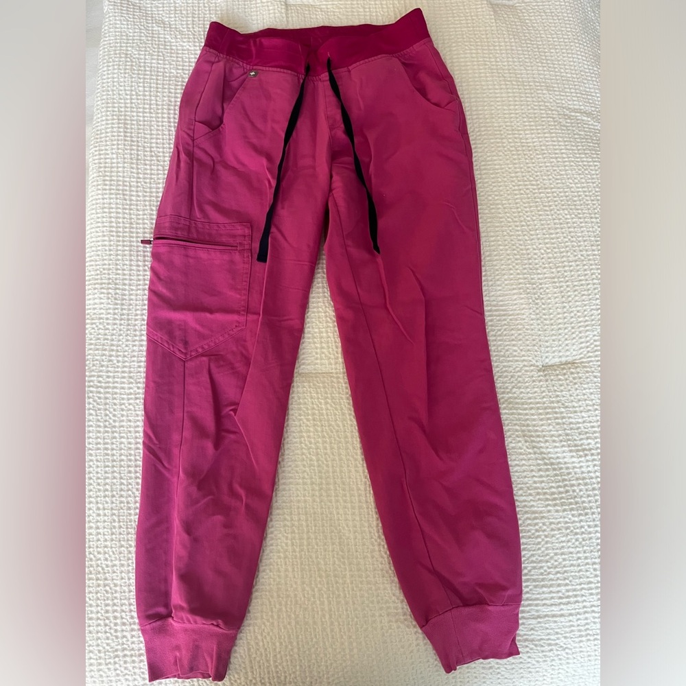 FIGS Electric Orchid Zamora Petite Jogger Scrub Pants
